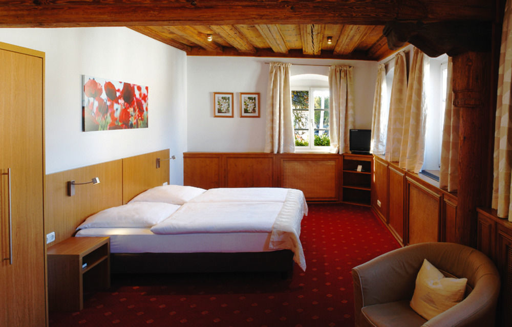 Eckental Landgasthof Und Hotel Weisser Lowe المظهر الخارجي الصورة