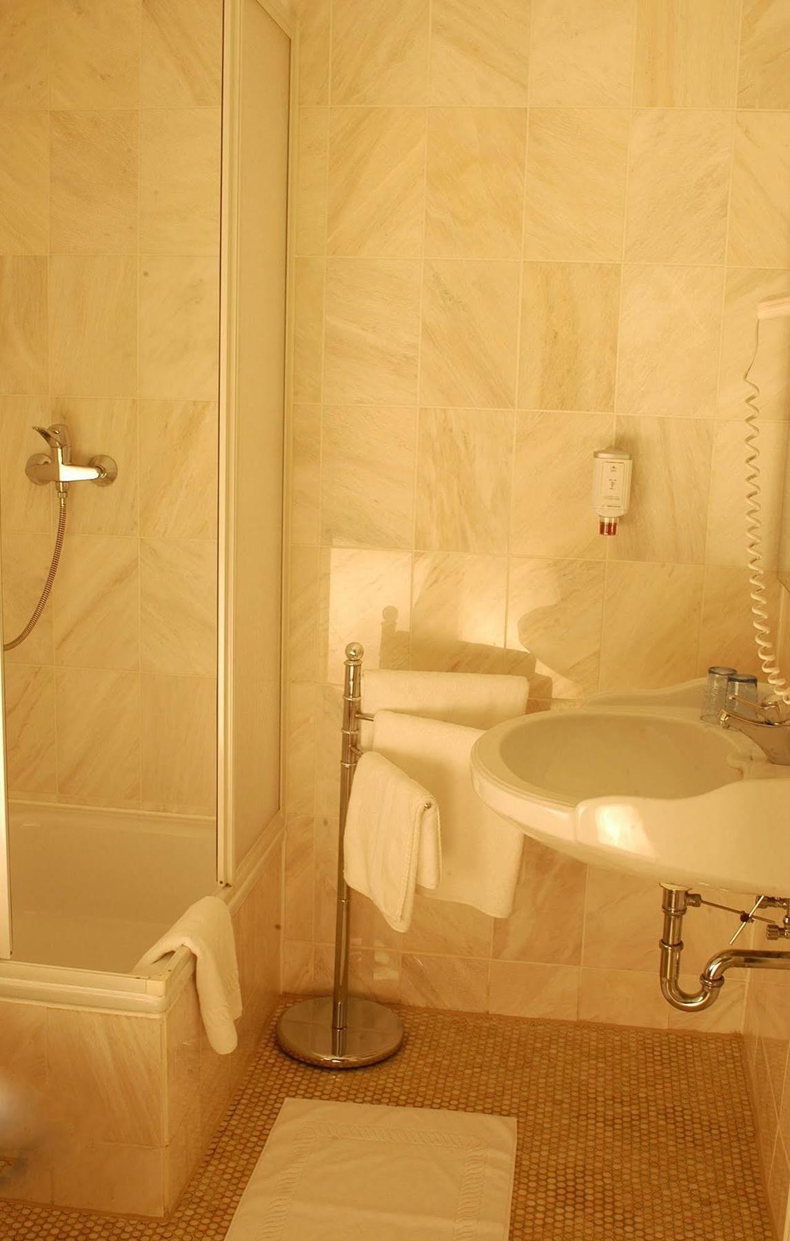 Eckental Landgasthof Und Hotel Weisser Lowe المظهر الخارجي الصورة